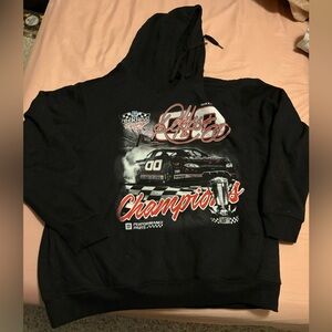 Women’s pullover hoodie